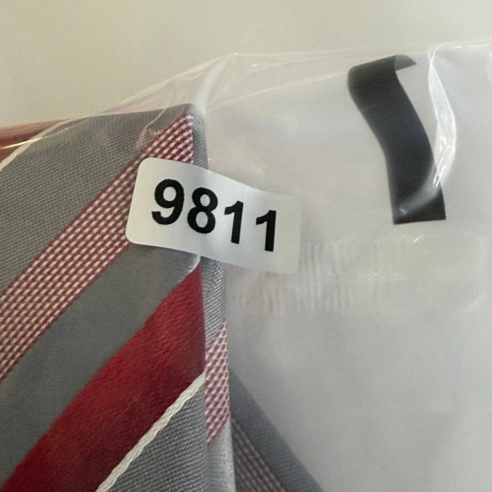 Sean John Mens Red Gray Striped 100% Silk Classic Necktie RN 121148